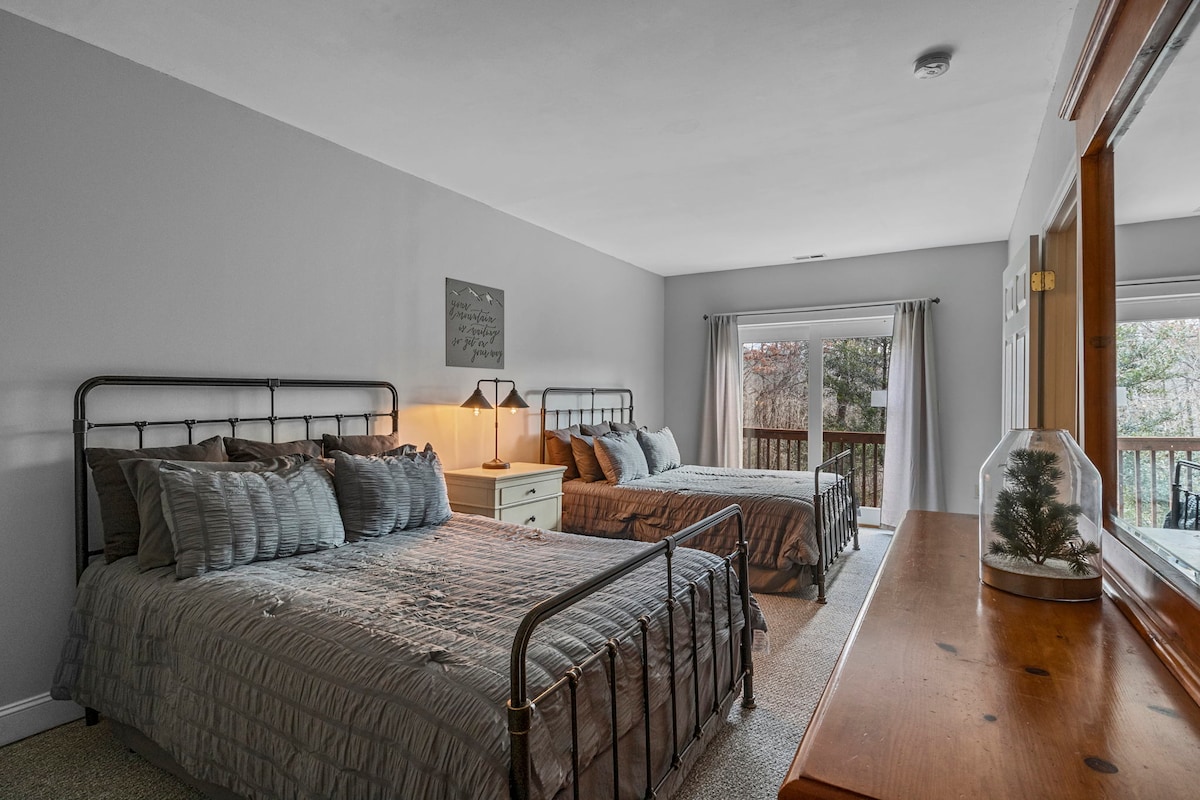 Bedroom #3 is downstairs and has 2 queen beds.