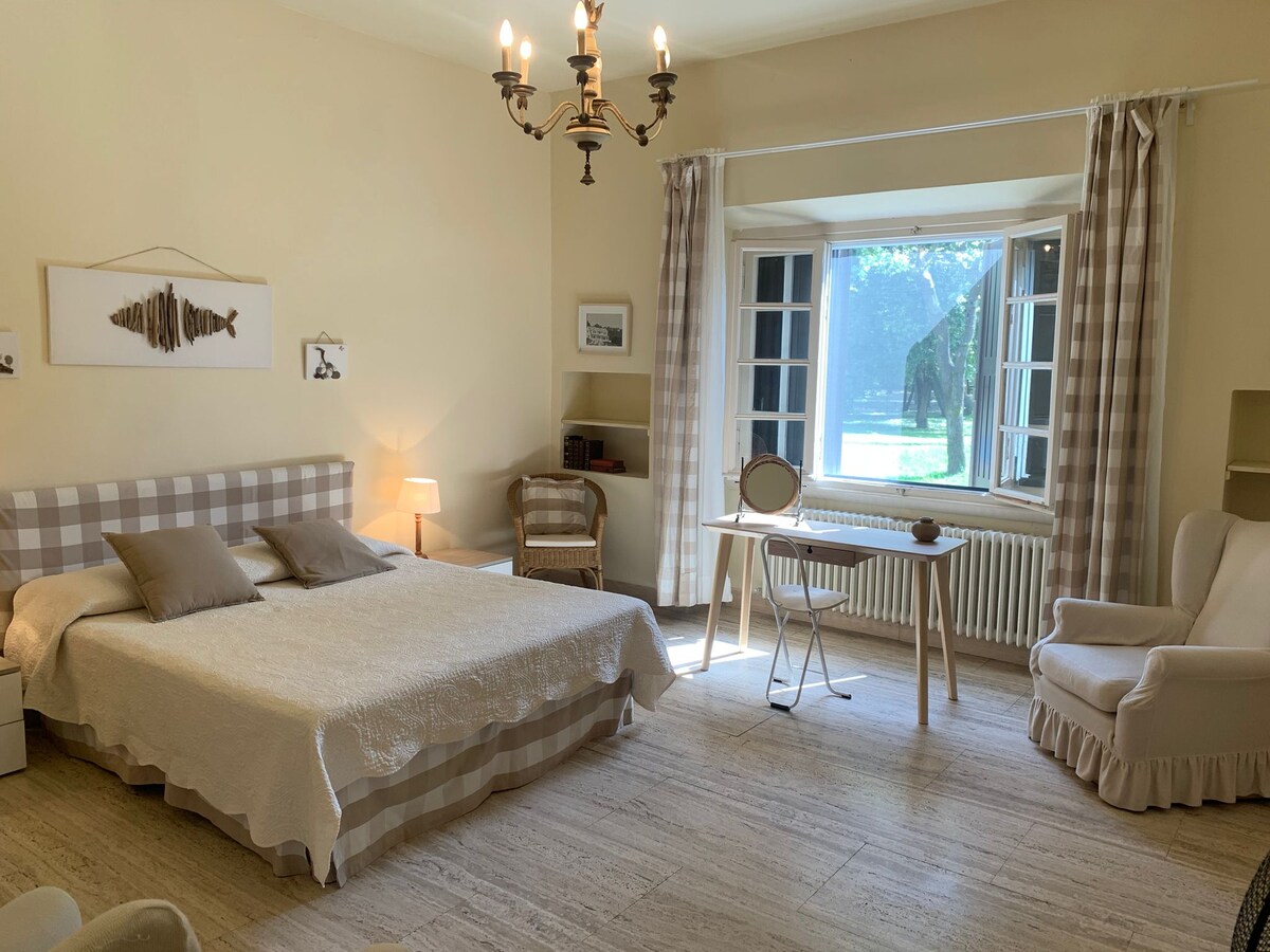 Ქვიშის ორადგილიანი ოთახი