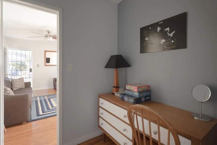 Long Beach Apartment House Near Beach + Downtown