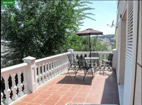 Villa with pool, garden and WiFi