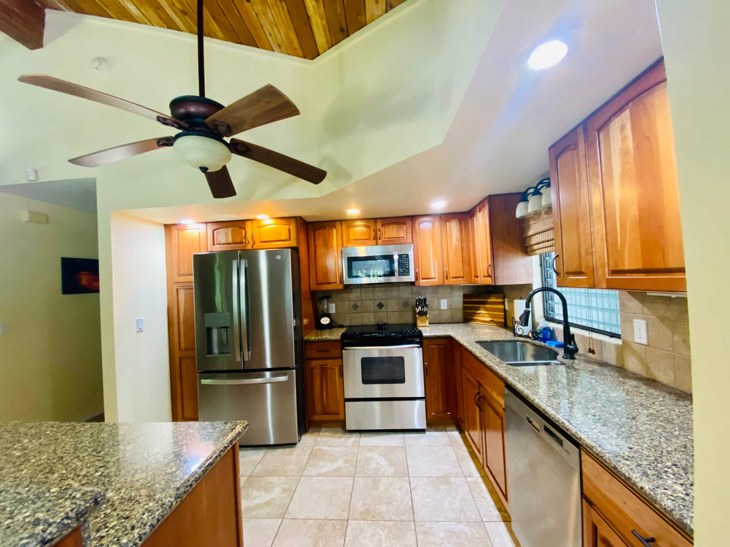 Home in Keaau · ★4.48 · 4 bedrooms · 5 beds · 3 baths - Image 1