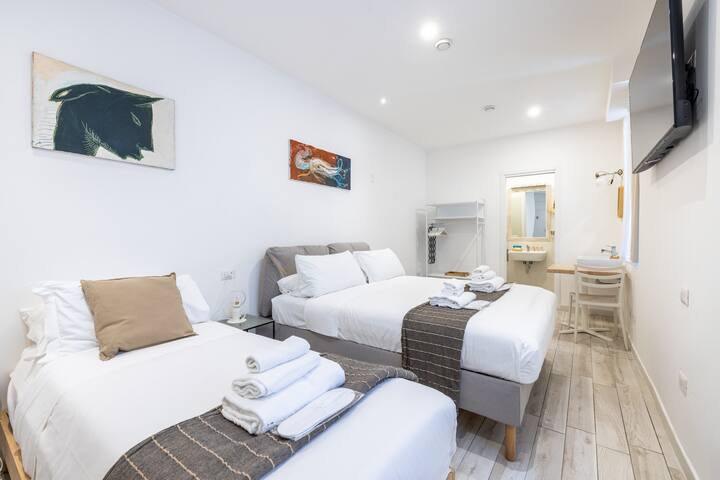 Vatican Momahouse Luxury Large by Varental gallery image 4