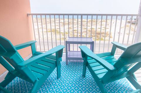 Grand Beach Resort - Penthouse 1 w/ King Master