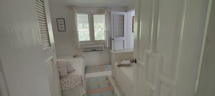 Bedroom 5.  Cosy, with 2 twin beds, interconnects with bedroom 4.

Perfect family suite