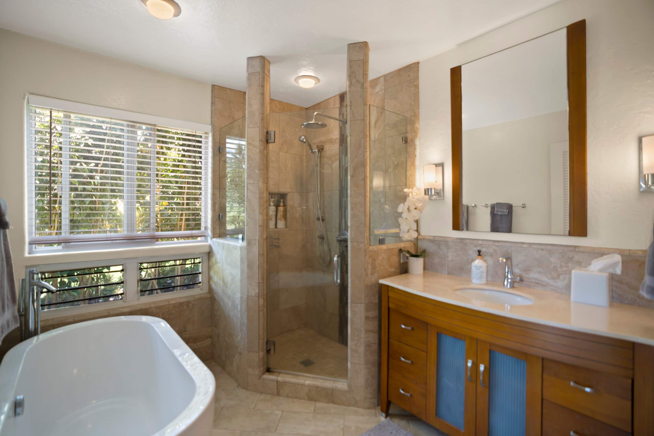 Home in Princeville · ★4.95 · 5 bedrooms · 7 beds · 4.5 baths - Image 36