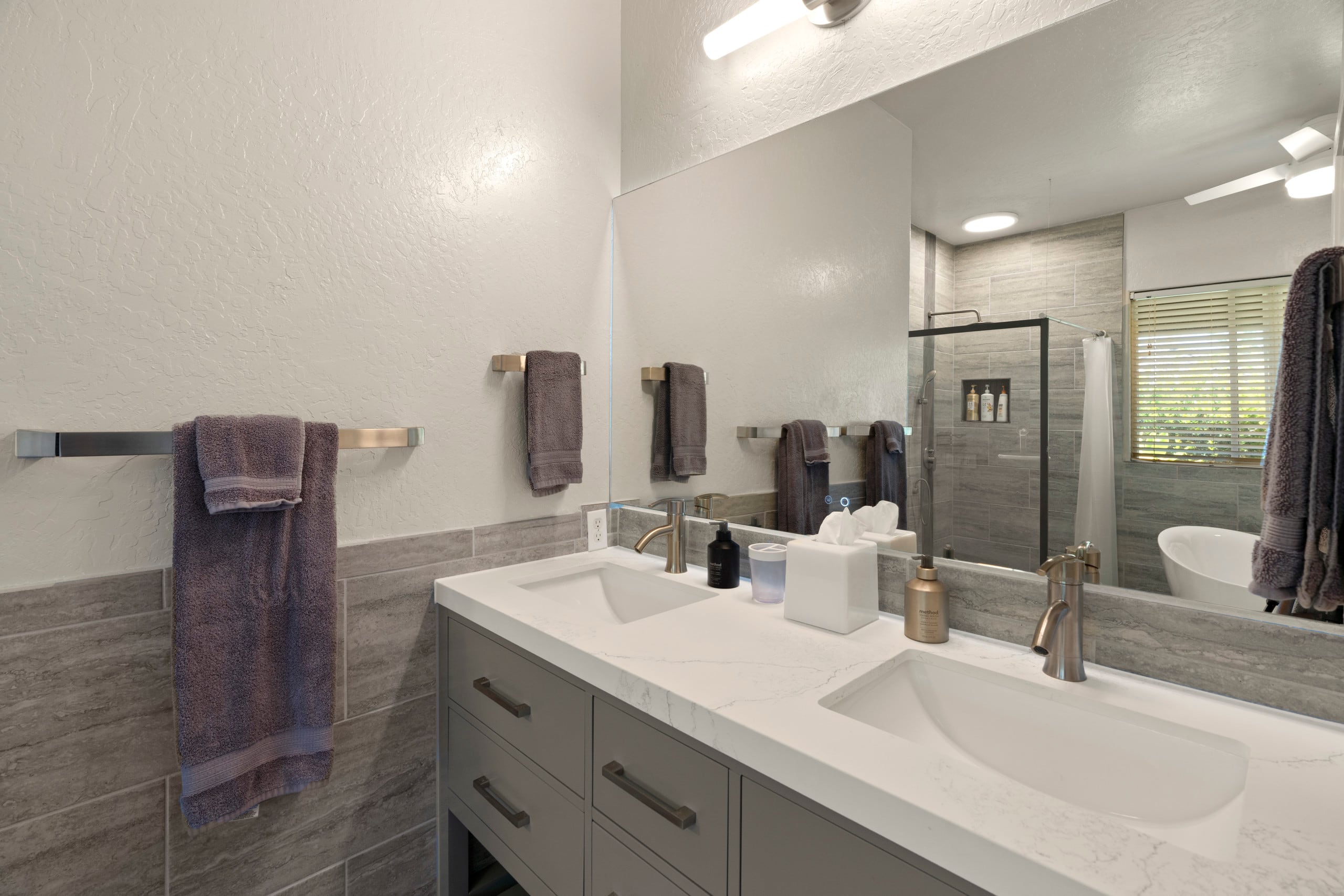 Home in Princeville · ★4.95 · 5 bedrooms · 7 beds · 4.5 baths - Image 32
