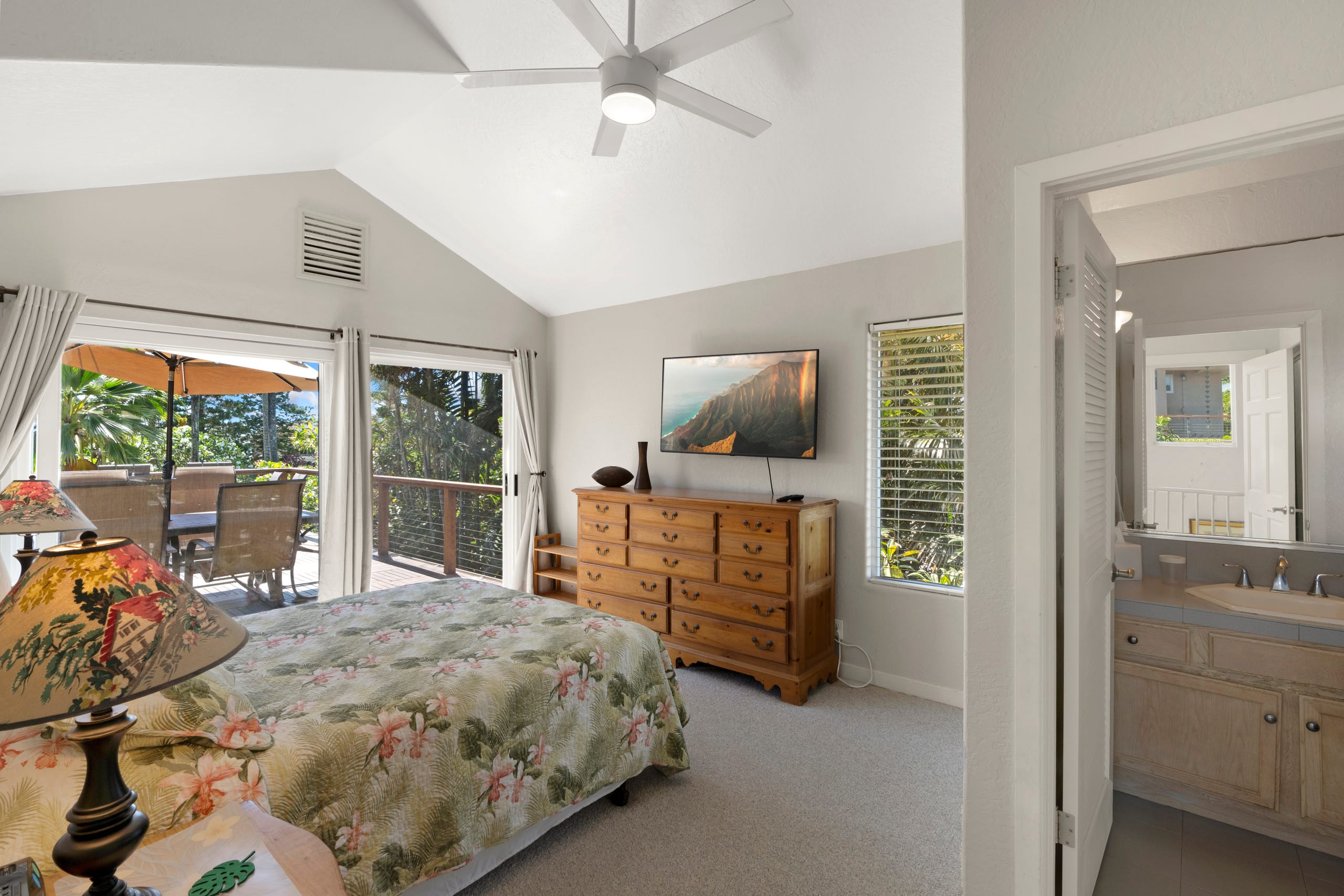 Home in Princeville · ★4.95 · 5 bedrooms · 7 beds · 4.5 baths - Image 25