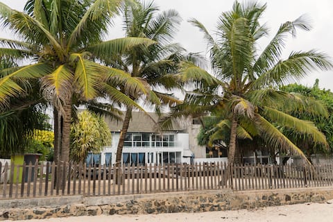 Casa MiJa: Boutique Beach Front Villa Near Mirissa