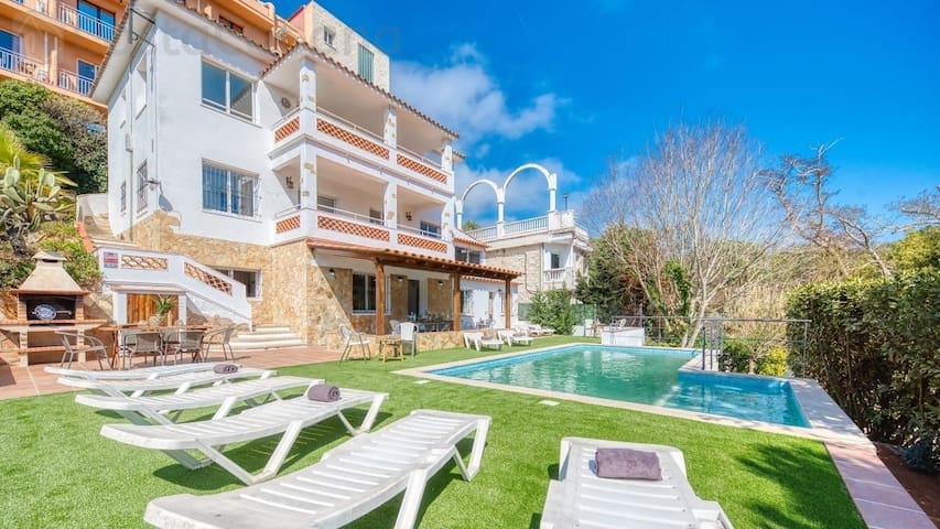 * CostaCabana – Villa Pilar * 450 mtr to beach gallery image 2