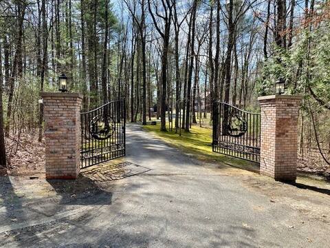 Adirondack 5 Bedroom House Near SPAC and Track