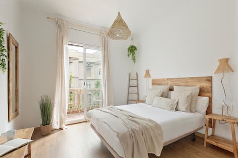 Airbnb con mejor rendimiento: Sweet home with balcony next to Sagrada Familia en La Sagrada Família