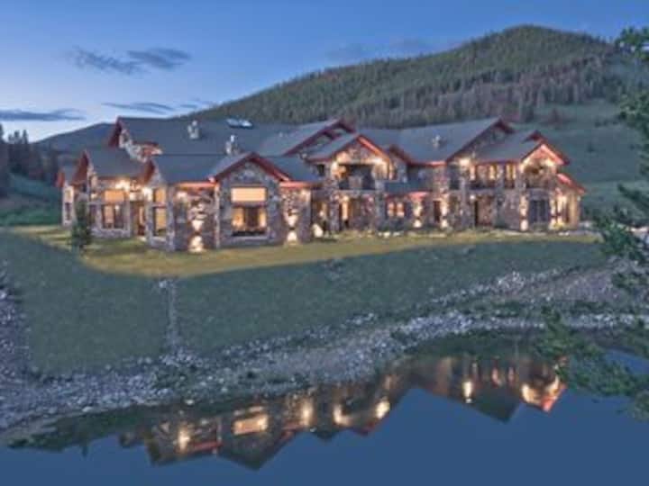 Secluded Luxury Villa 26 Guests- 11 Bd, 10.5 Ba - Frisco, CO