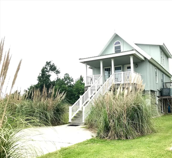 Amazing Gulf Views a Peaceful Getaway Cottages for Rent in Bay Saint