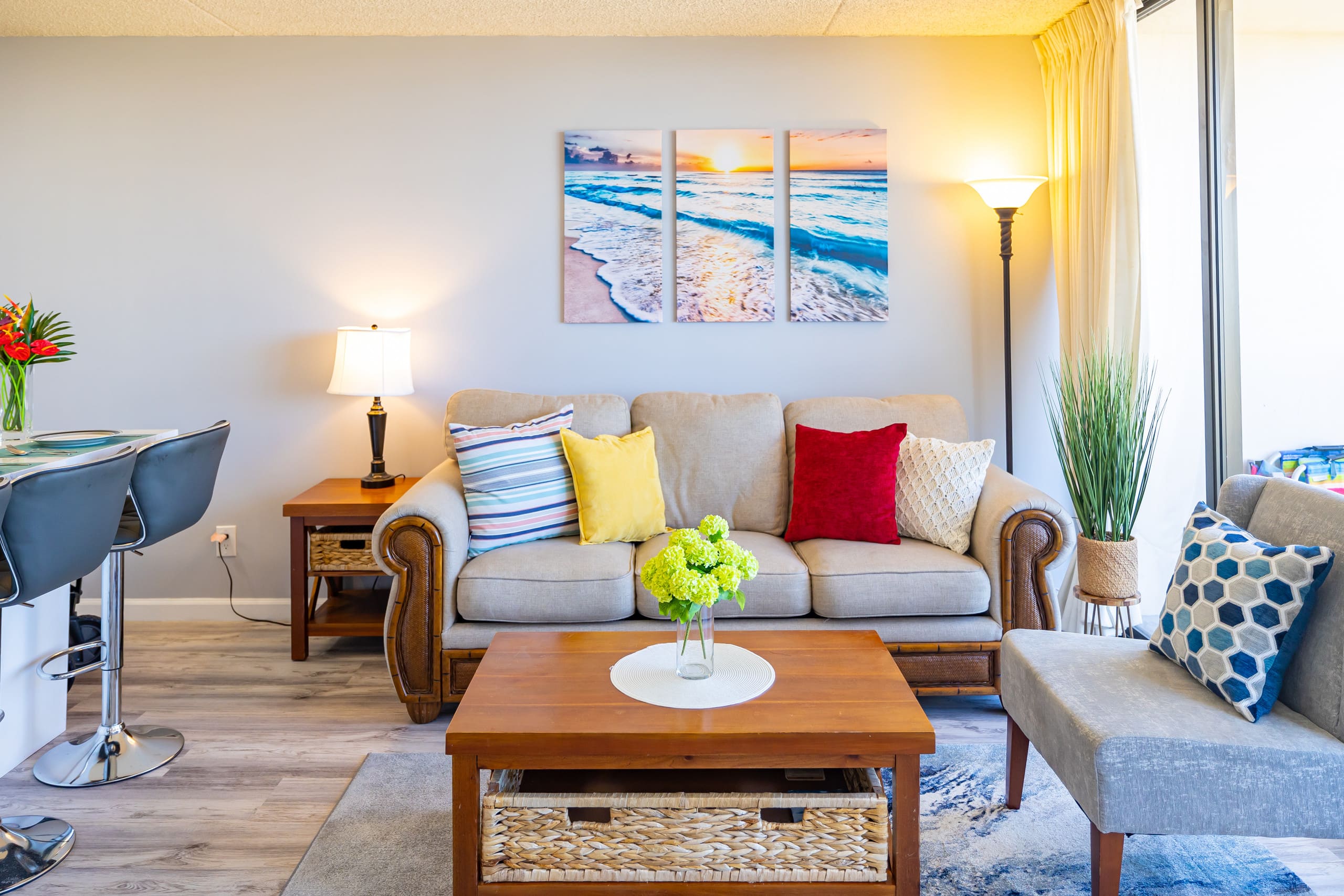 Condo in Honolulu · ★4.78 · 1 bedroom · 3 beds · 1 private bath - Image 3