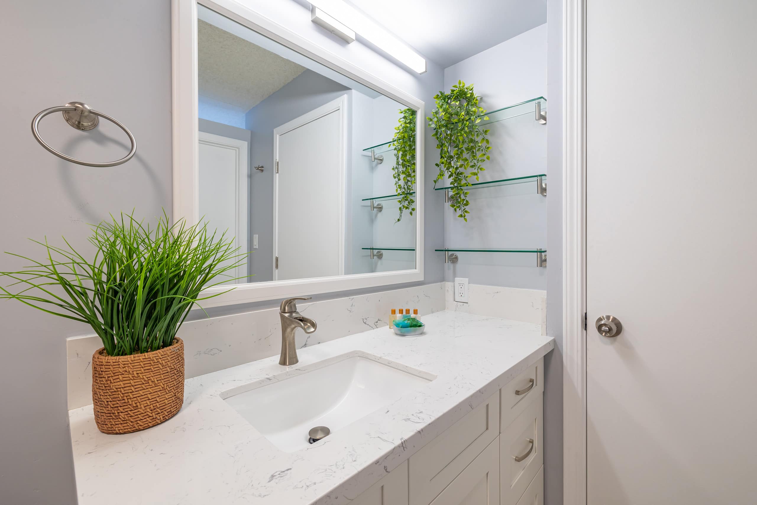 Condo in Honolulu · ★4.78 · 1 bedroom · 3 beds · 1 private bath - Image 22