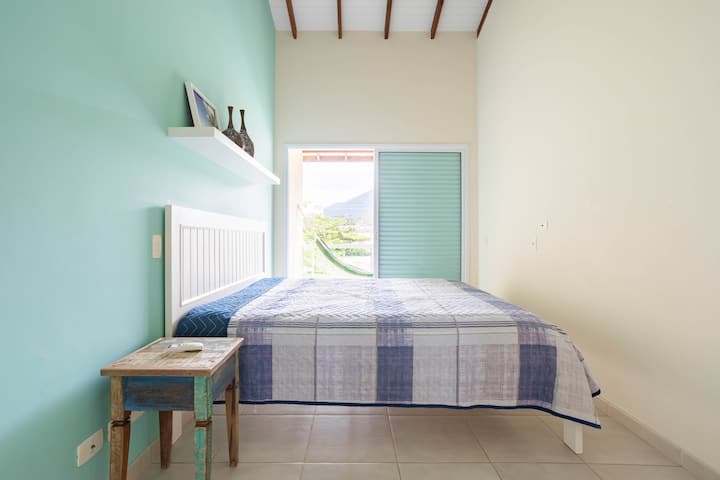 جناح بسرير كبير 