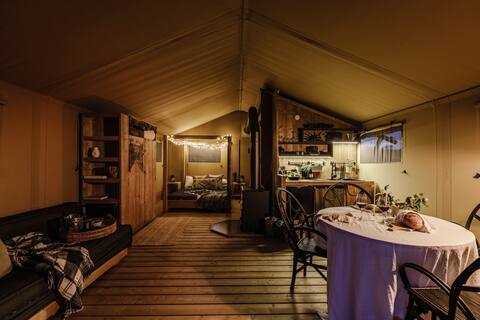 Nashdale Lane Glamping Cabin 'Rustig'