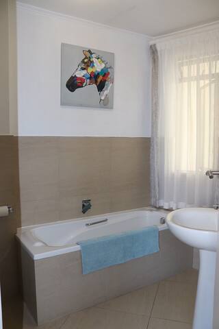 Century City, Island Club, Portofino gallery image 2