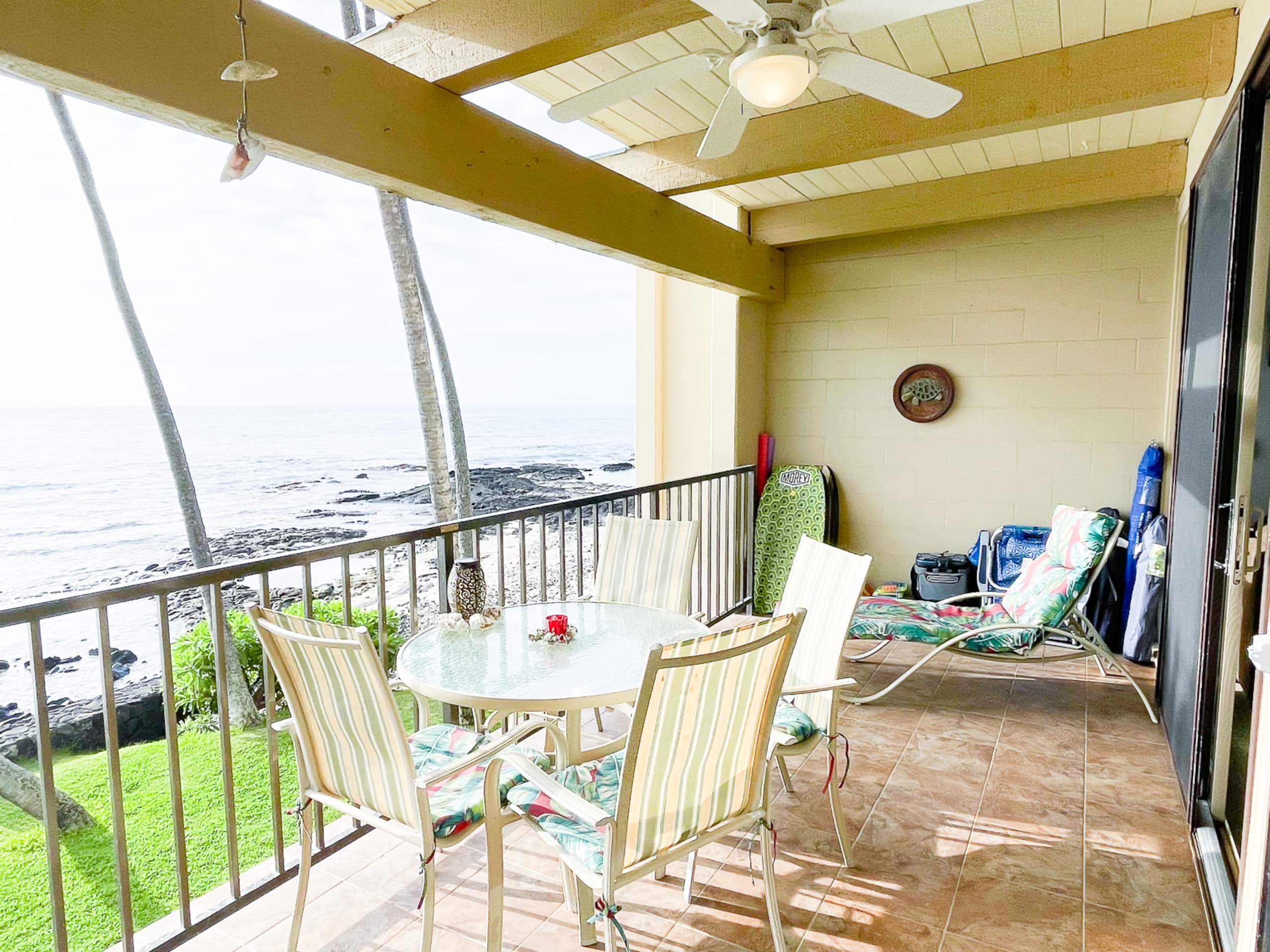 Condo in Kailua-Kona · ★4.88 · 2 bedrooms · 2 beds · 2 baths - Image 8