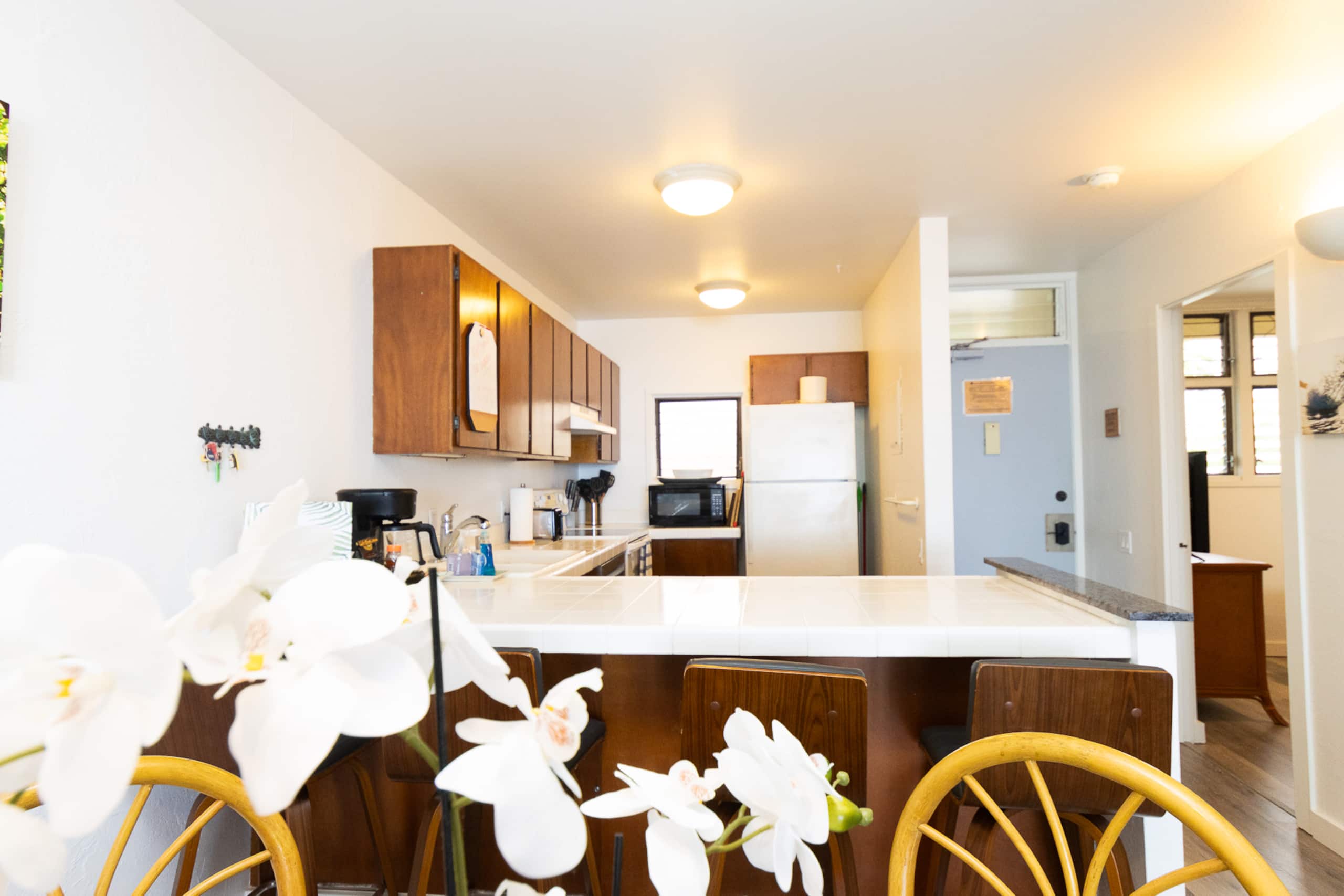 Condo in Kailua-Kona · ★4.88 · 2 bedrooms · 2 beds · 2 baths - Image 4
