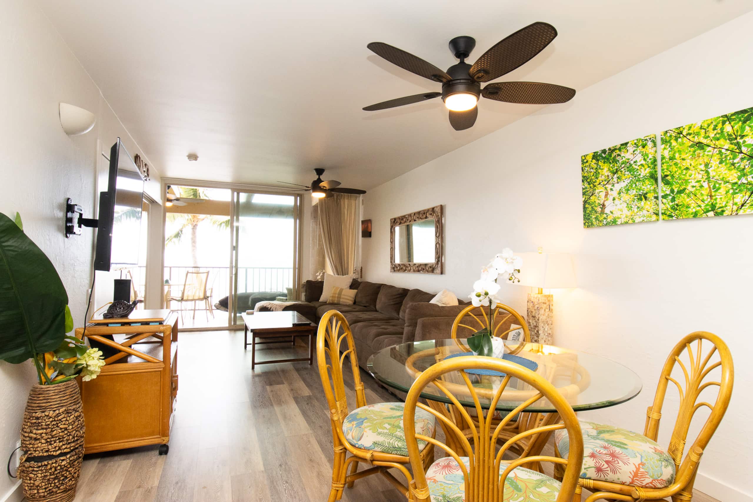 Condo in Kailua-Kona · ★4.88 · 2 bedrooms · 2 beds · 2 baths - Image 1