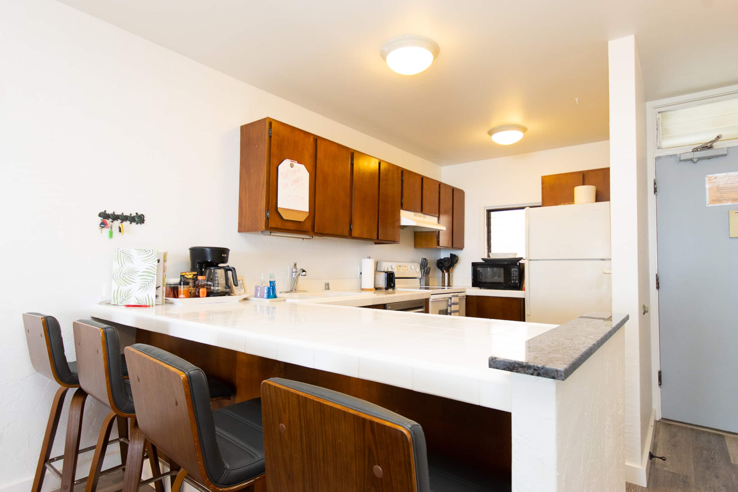 Condo in Kailua-Kona · ★4.88 · 2 bedrooms · 2 beds · 2 baths - Image 3