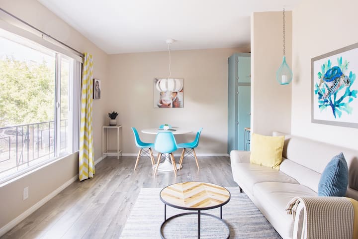 Explore The City From A Sunny Palms Apartment - Los Angeles, CA
