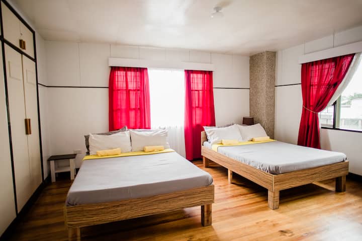 Quarto principal com banheiro (4 pessoas)