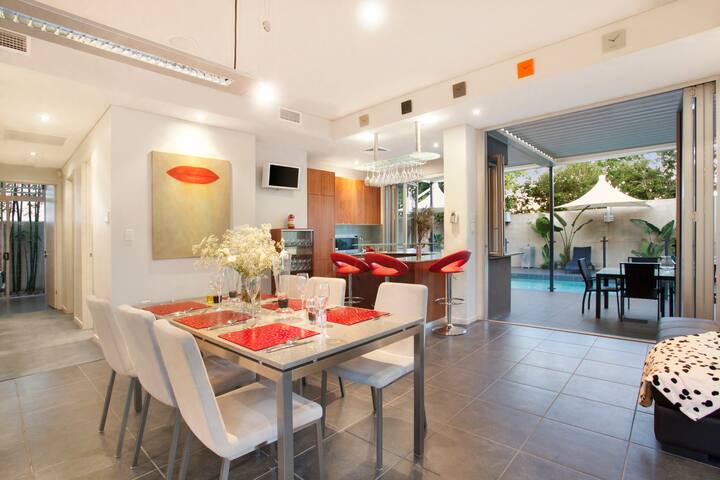 Lambert House – Lower & Middle levels gallery image 5