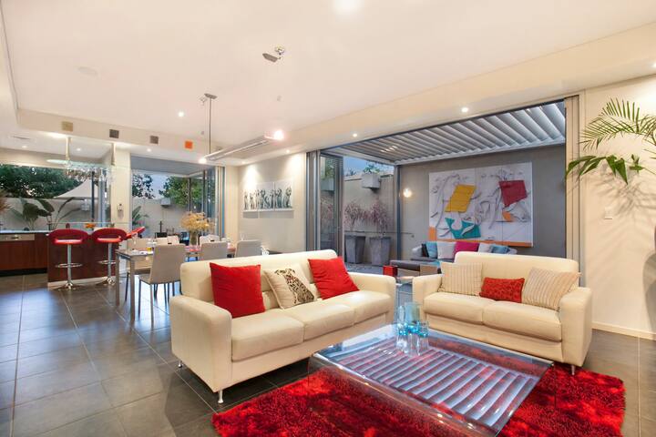 Lambert House – Lower & Middle levels gallery image 4