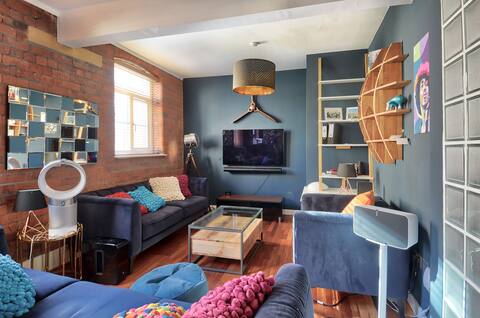 Double room in Georgian Mews nr Kelham Island