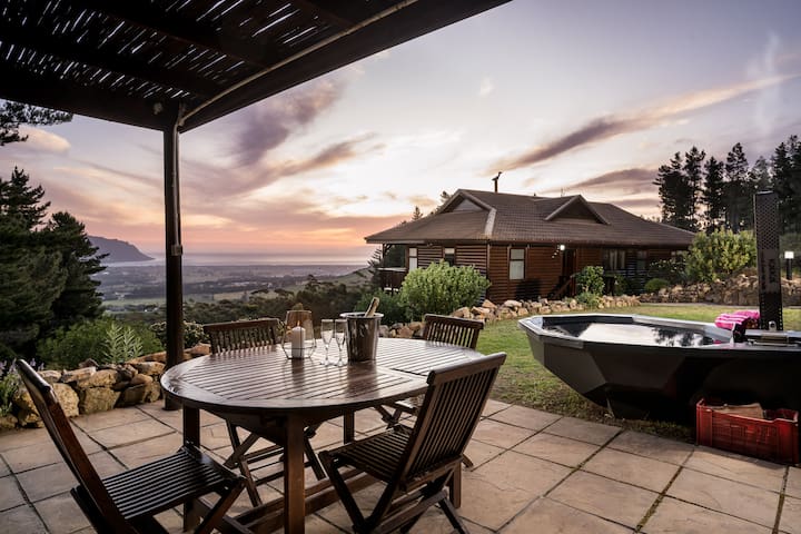 Ezantsi Lodge – Hide away close to Cape Town