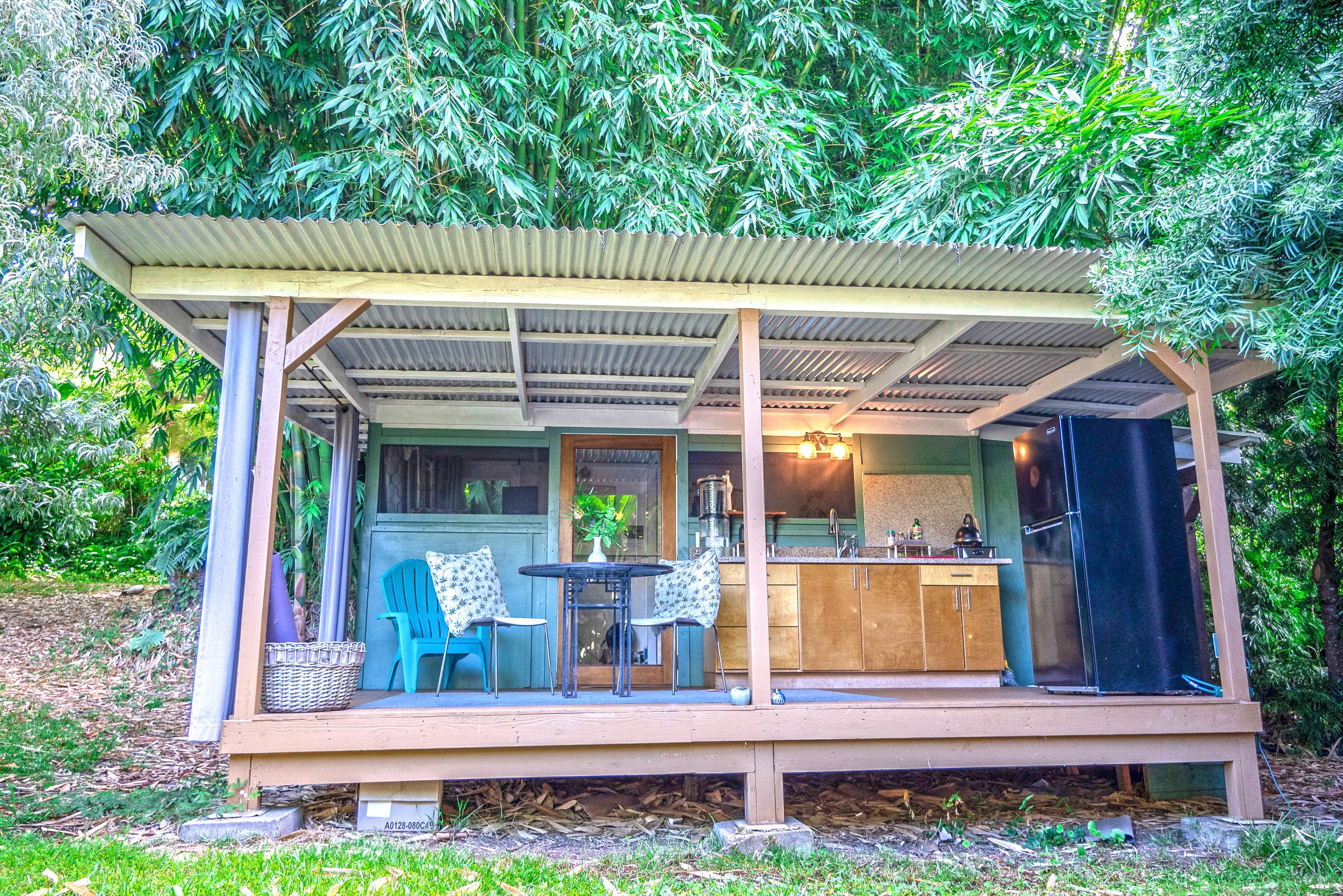 Unplug and Reset: Bamboo Cabin - Photo 5