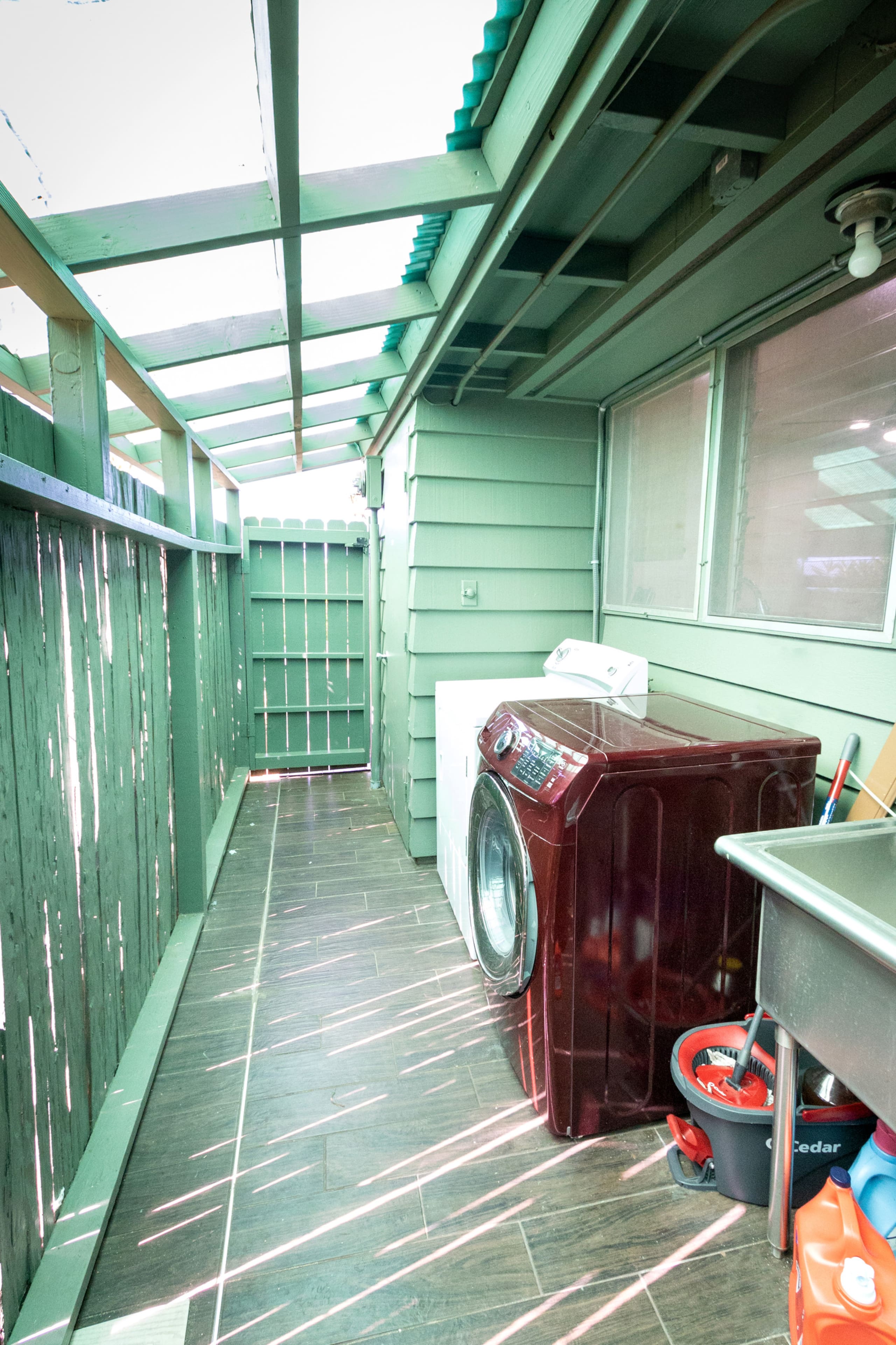 Home in Lahaina · ★4.92 · 3 bedrooms · 4 beds · 2 private baths - Image 15
