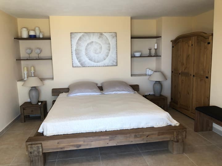 Спална соба 3  / ниво 1
со поглед на море 