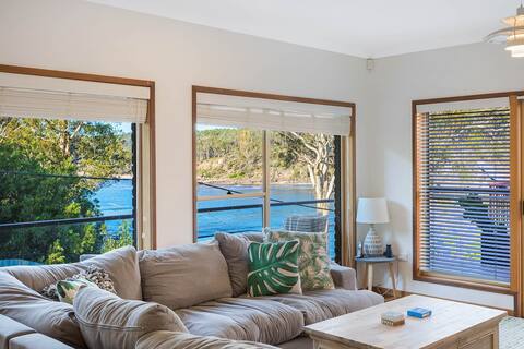 Gillmith - At the river mouth (Sleeps 16)