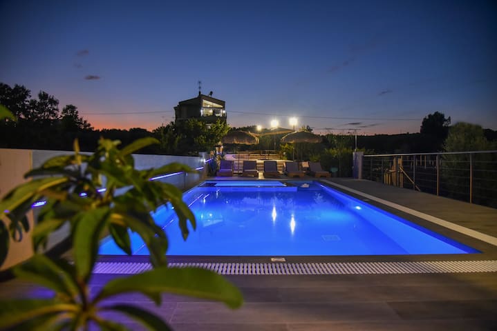 Villa Bay View Crete TripledeckedLuxurious3bedroom