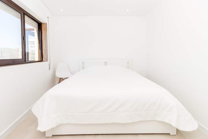 Chambre 1 iluminado doble 160*200 // quarto duplo 160*200 /dormitorio doble 160*200
