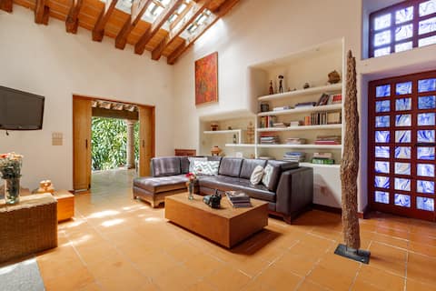 Top Airbnb: Paradise with Pool, Cleaning, and Cook Included in Xochitepec