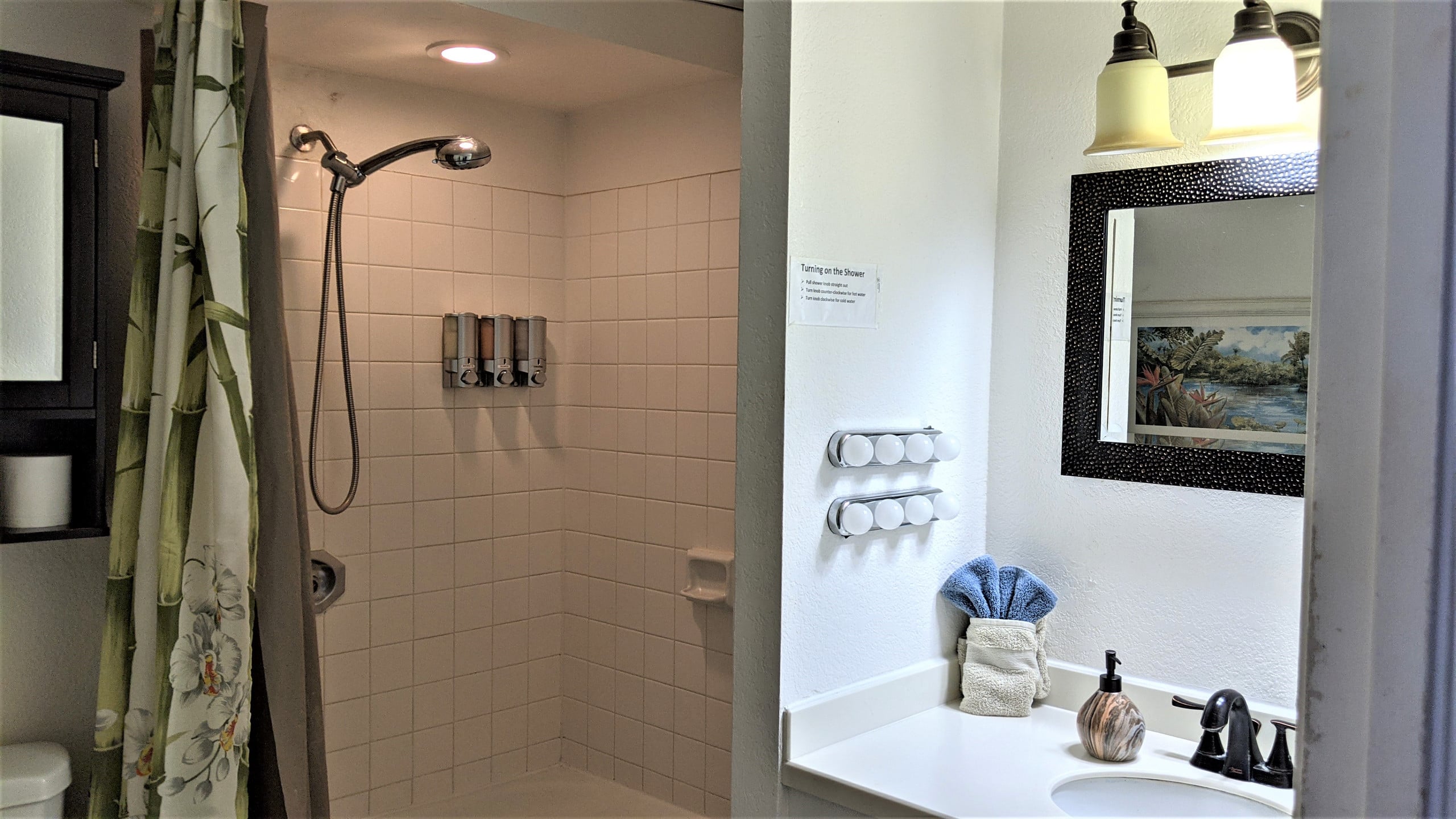 Condo in Honolulu · ★4.83 · 1 bedroom · 2 beds · 1 private bath - Image 6
