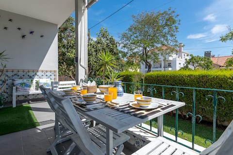 4BR DigitalNomad SurfHouse(4minBeach/20minLisbon)