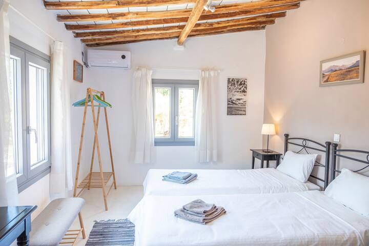 Marsha’s Beach House gallery image 3