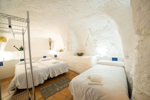 Caves Hotel - Cave Bardenas Reales