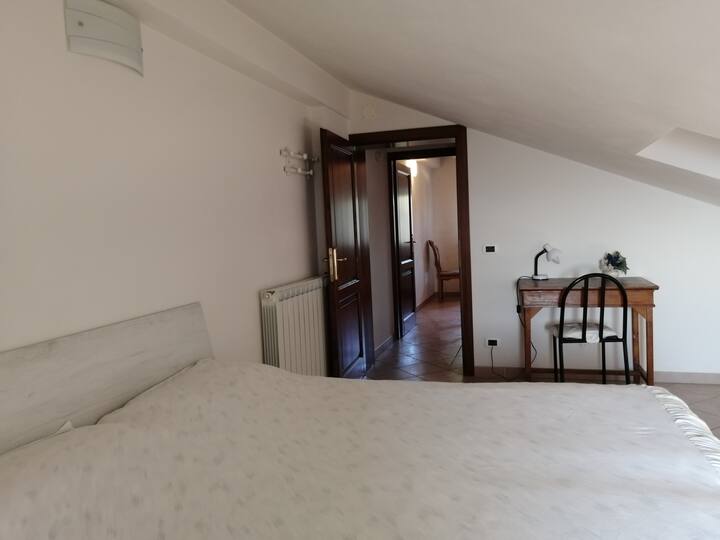 Camera da letto 4