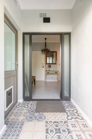 Seaside home in Bakoven Camps Bay gallery image 2