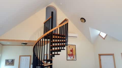 Country place close to all Triangle locations