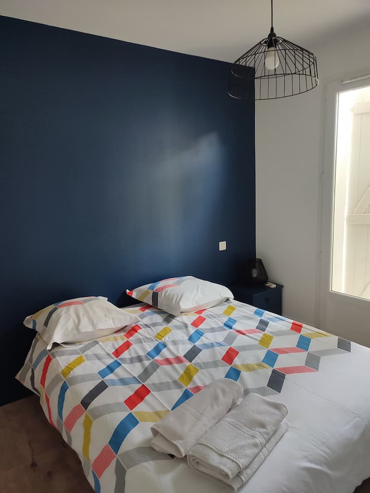 საძინებელი 2
საწოლი 140 X 190