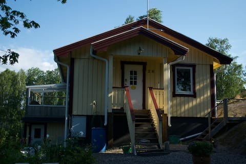 Popular Airbnb listing: Yellow House, all the conditions for relaxing. in Motala