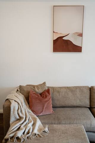 Fully Self Contained Apartment #5 gallery image 4