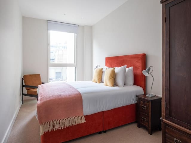 3 Bedroom Central London – Near Buckingham Palace